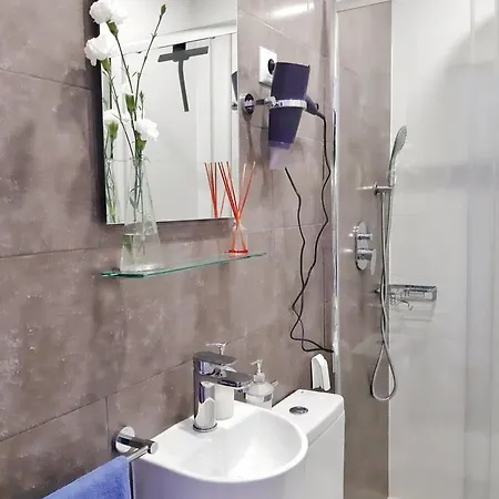 Valenca Guesthouse Hostel