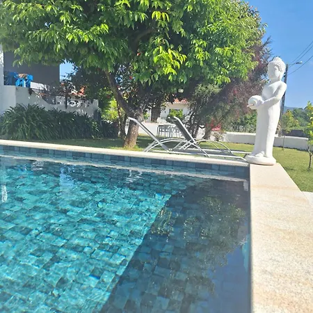 旅馆 Valenca Guesthouse *