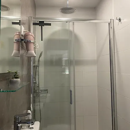 Valenca Guesthouse 巴伦西亚